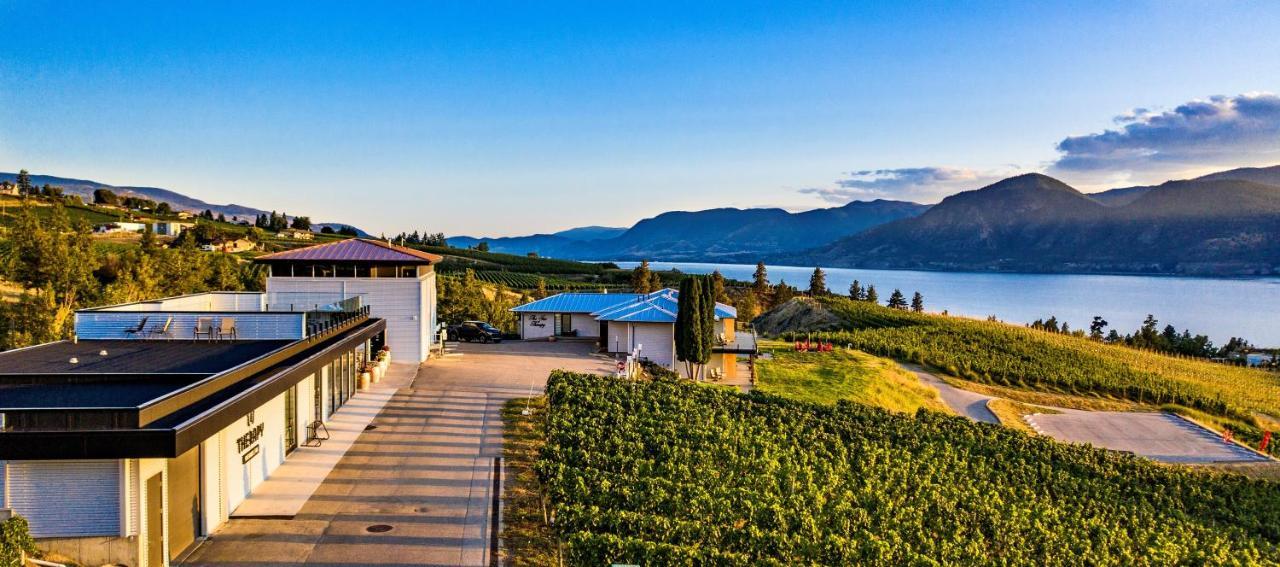 The Inn At Therapy Vineyards Naramata Exteriör bild